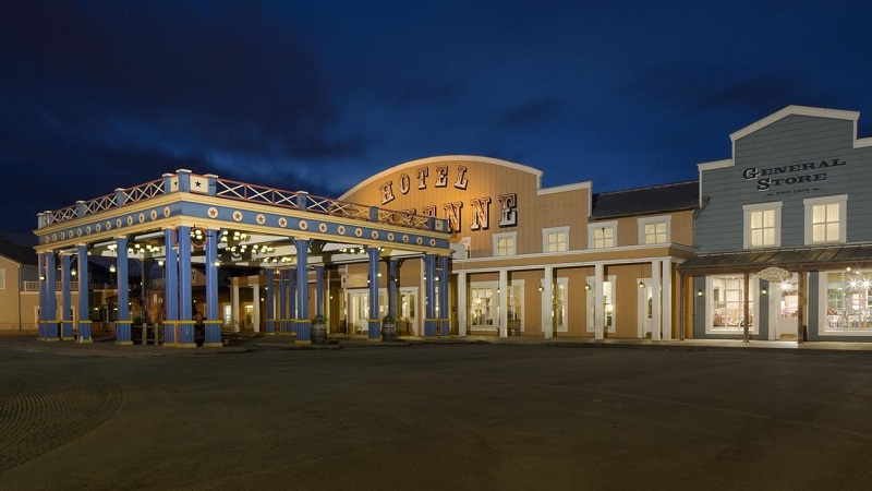 Disney Hotel Cheyenne