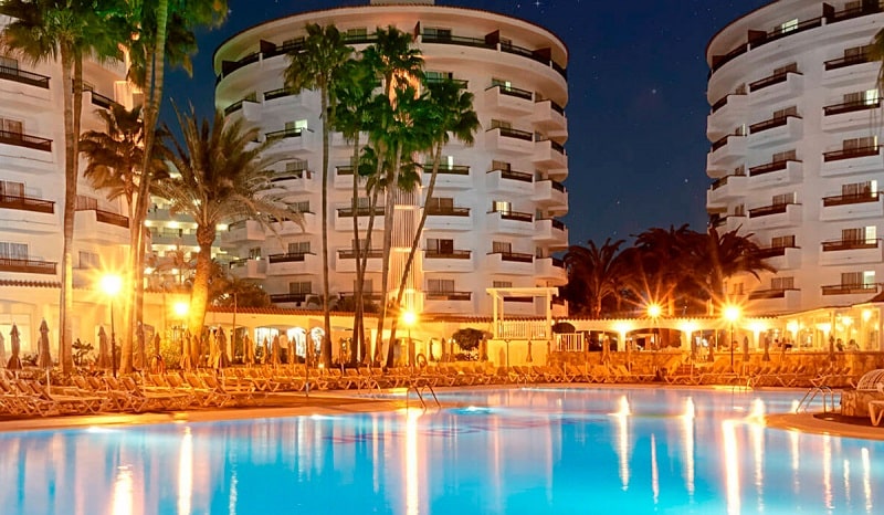 Servatur Waikiki