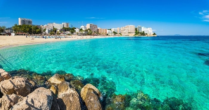 Fly from Bristol to Greece