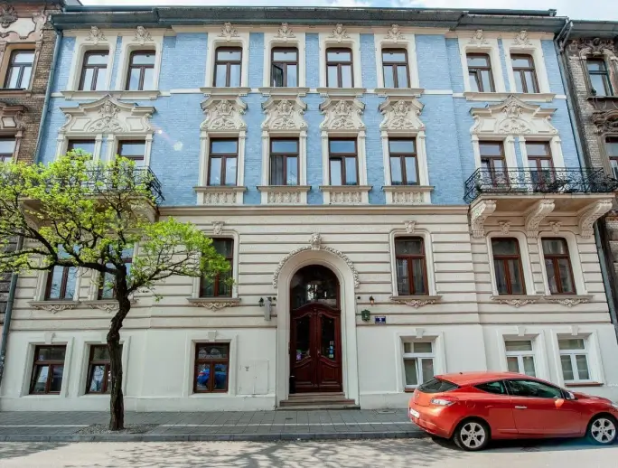 Leone Aparthotel