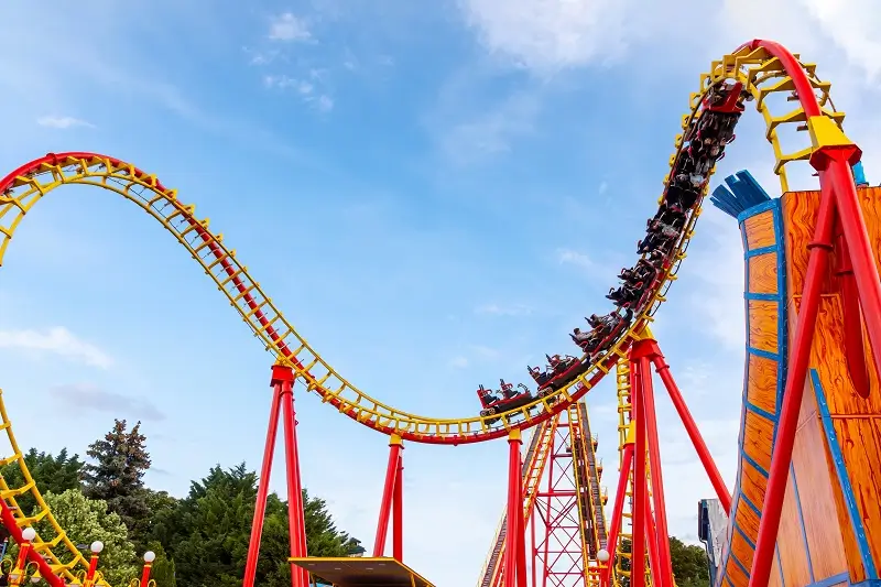 Explore a World of Adrenalin-filled Theme Parks